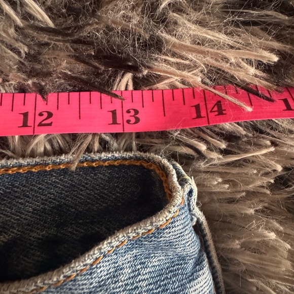 Levi’s Vintage 2004 Women’s Custom Bleached Painted 501’s Size 28​ - Picture 12 of 14